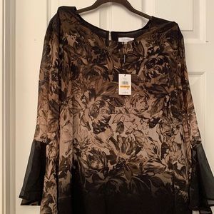 Brand new with tags, never worn Calvin Klein floral blouse